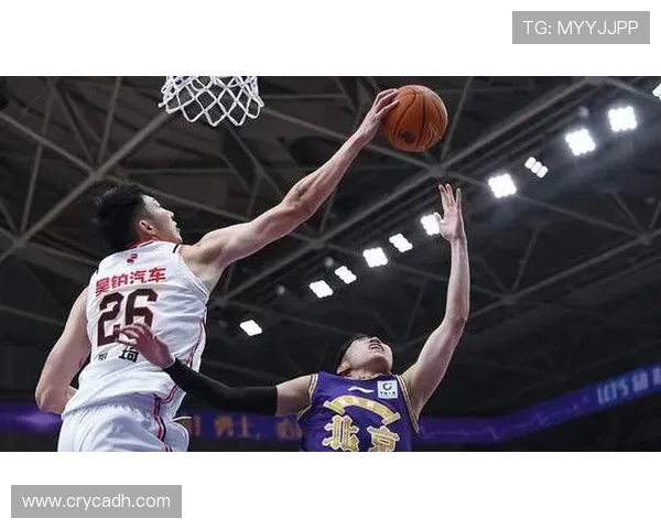 2012年北京首钢与广东宏远的巅峰对决回顾与精彩瞬间解析